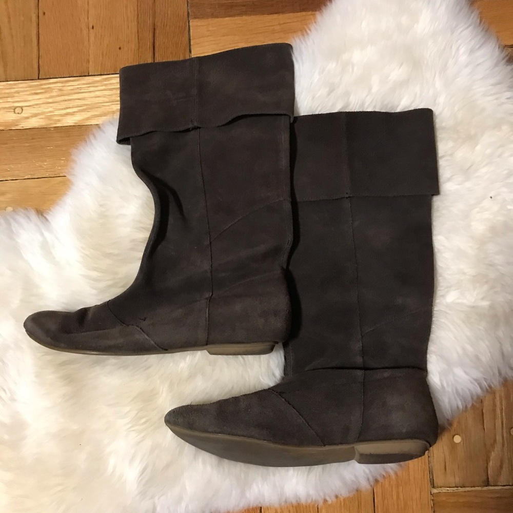 Brown Fall Boots by Restricted
